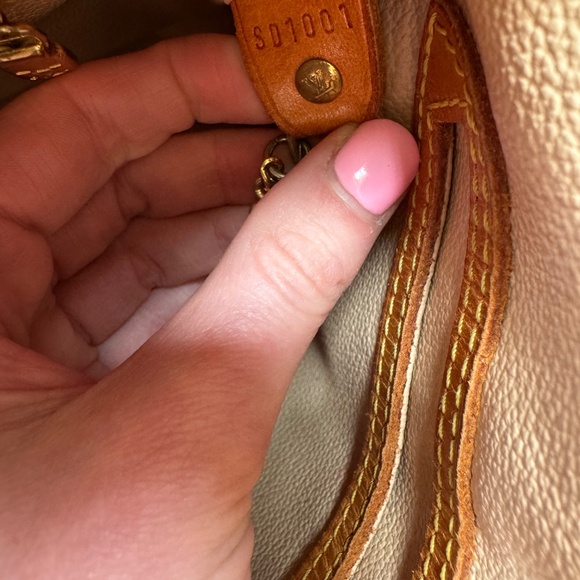 Vintage Louis Vuitton Monogram Petit Bucket 23 Bag - Picture 12 of 16